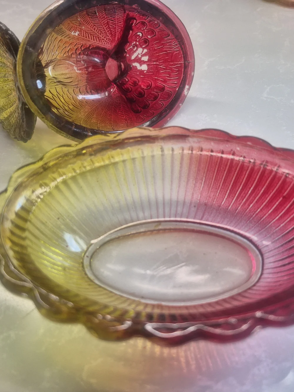 Hen On Basket Glass Candy Dish and Tray in Yellow-Red Ombre